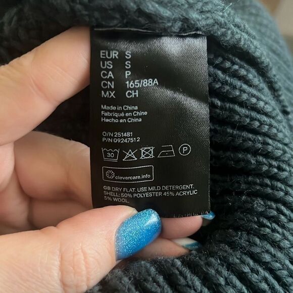 ✨H&M Hunter Green Dark Green Collared Rib-knit Sz Small Sweater✨ - Picture 9 of 9